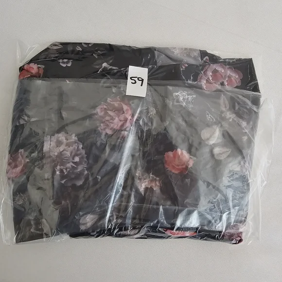 Torrid Black Floral Top Size 2 - Picture 9 of 9